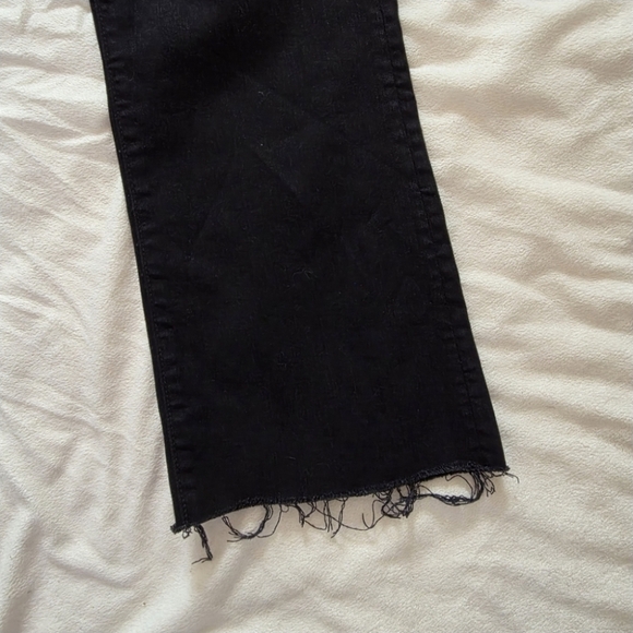 MOTHER The Hustler Ankle Fray Distressed Denim Jeans - Picture 12 of 12